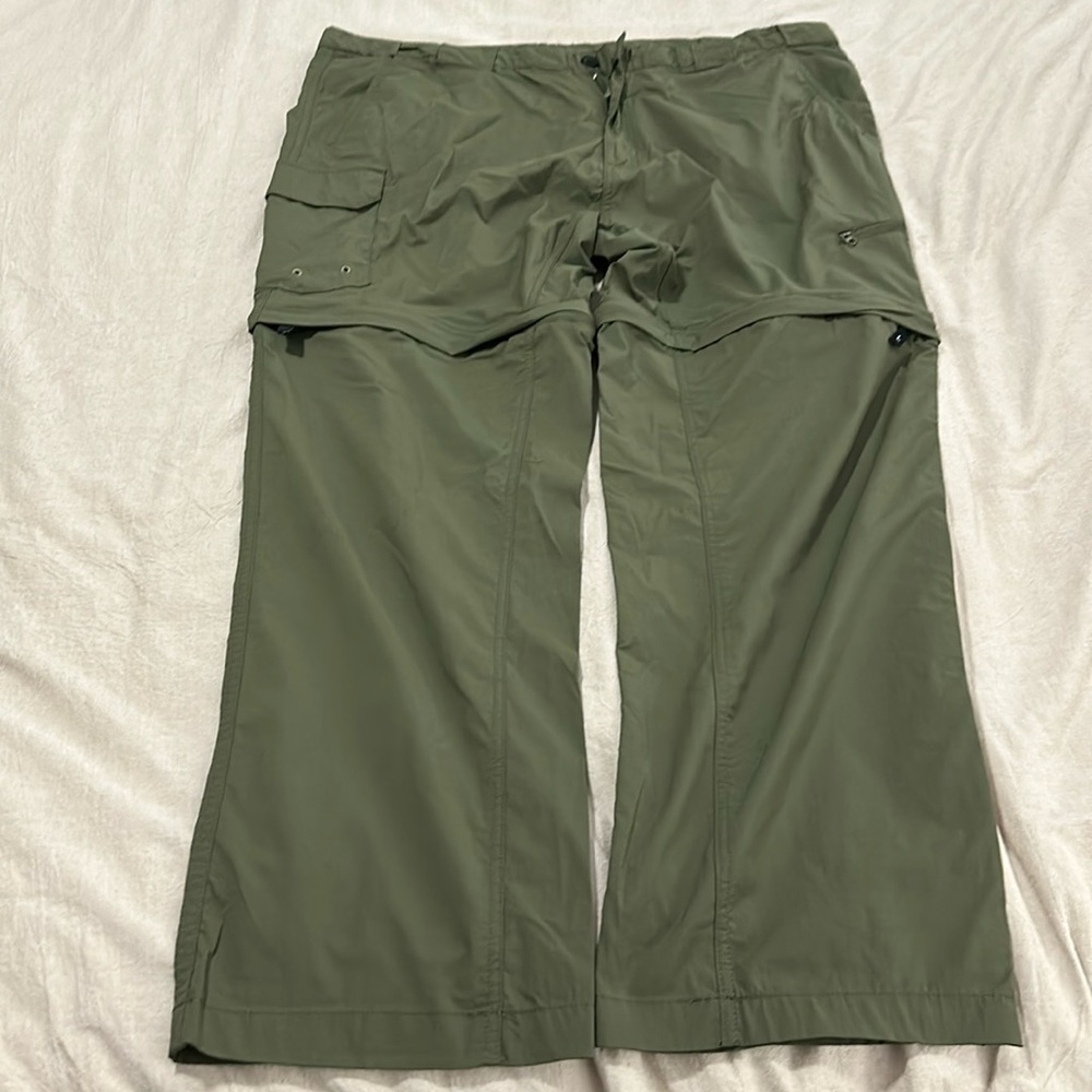 Magellan Outdoors Fish Gear Men’s 2XL Water Repellant Pants. Zip Off Pants